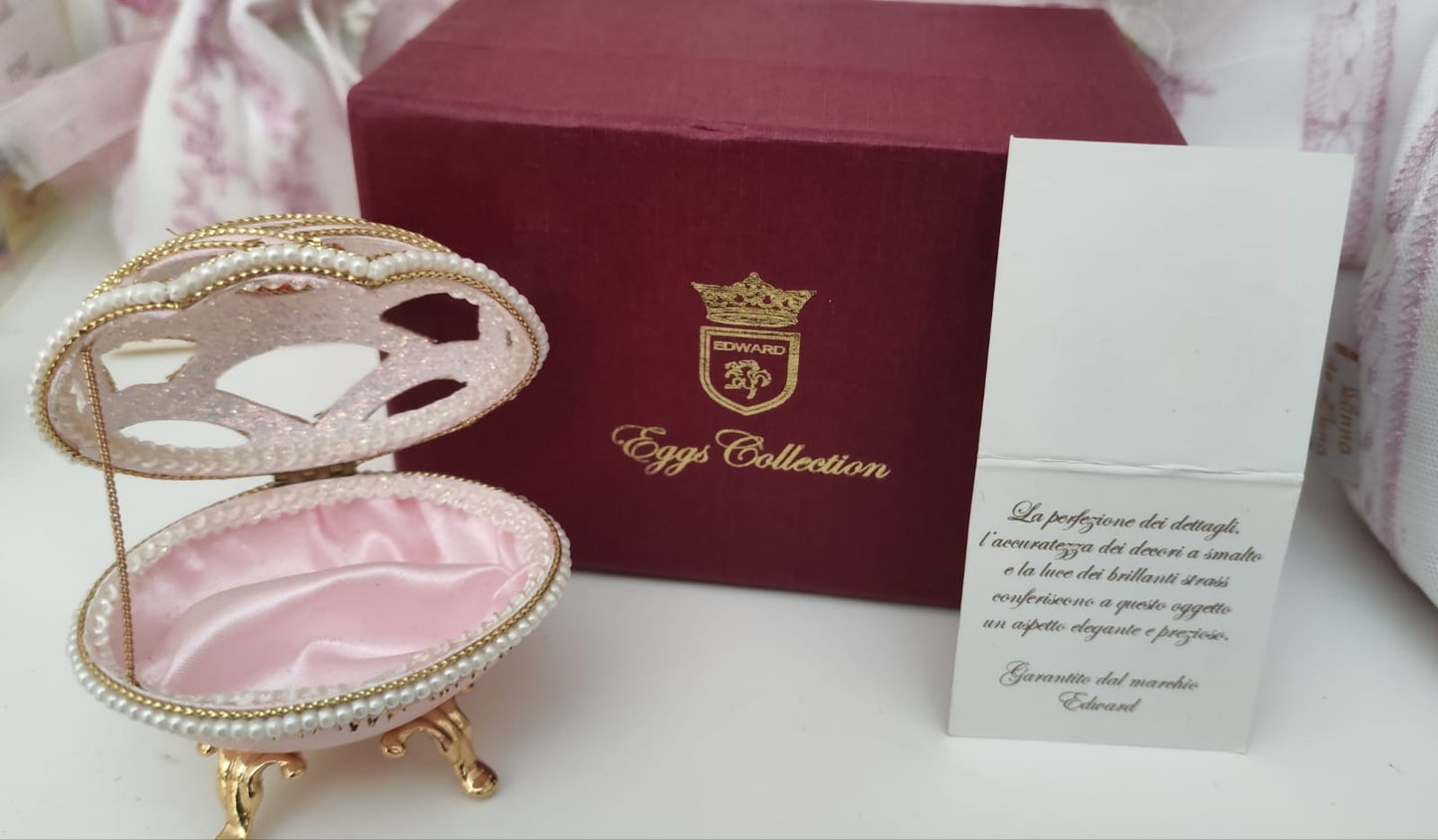 SCATOLINA PORTAGIOIE UOVO VERO CON CAMMEO - FATTO A MANO
