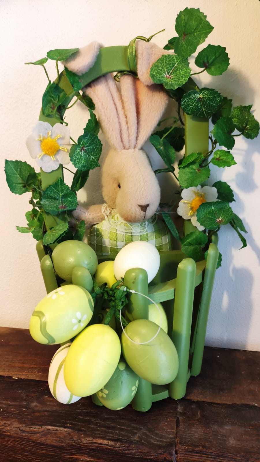 DECORAZIONE PASQUA CONIGLIO CON UOVA CESTINO