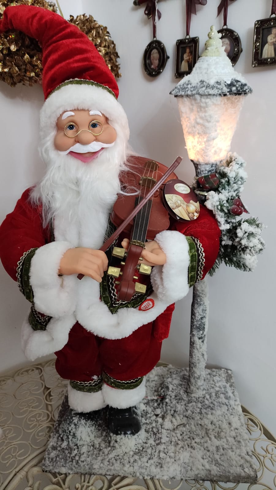 BABBO NATALE COLLEZIONE CON LAMPIONE E MUSICHE