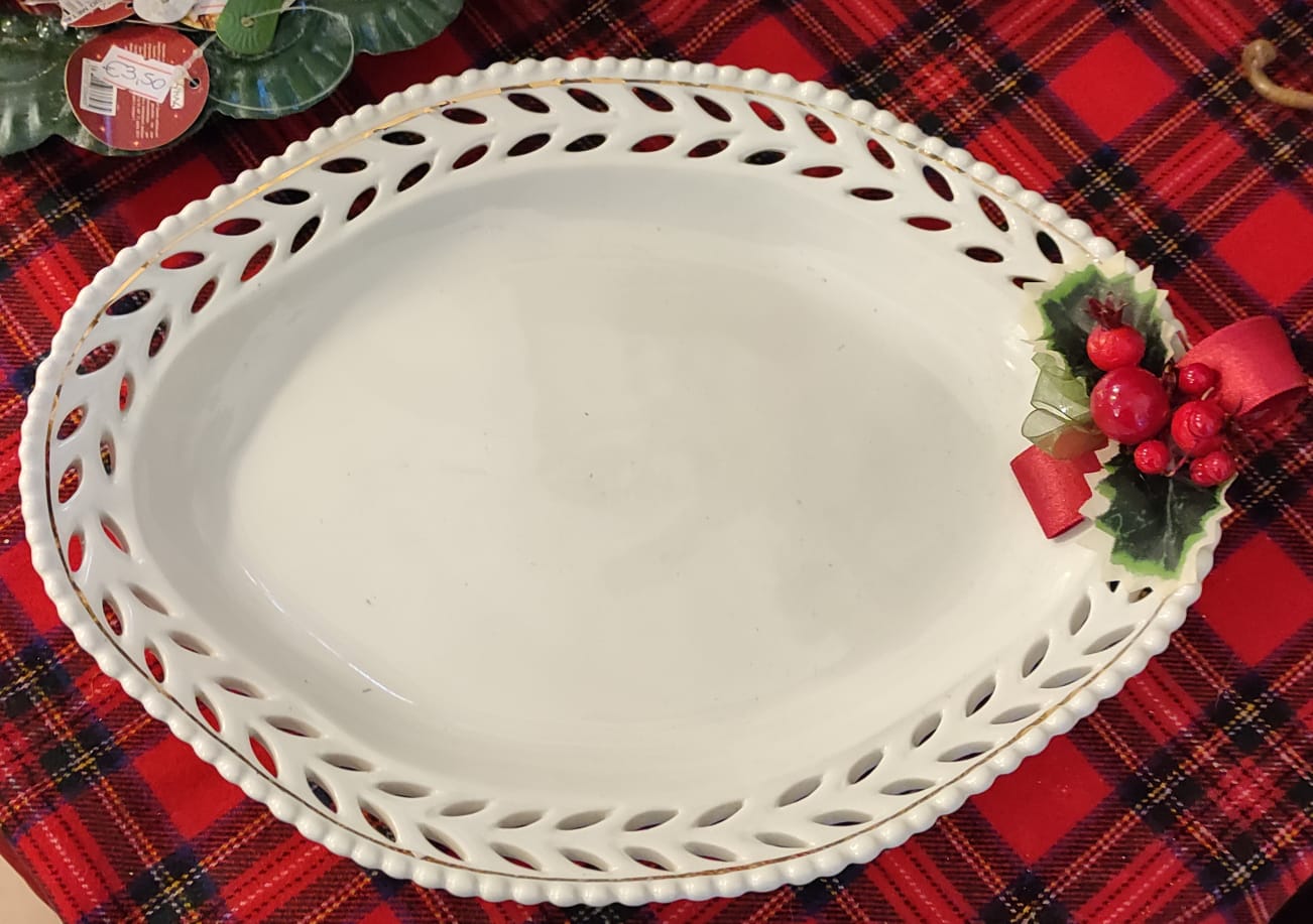 VASSOIO BIANCO CON DECORAZIONE