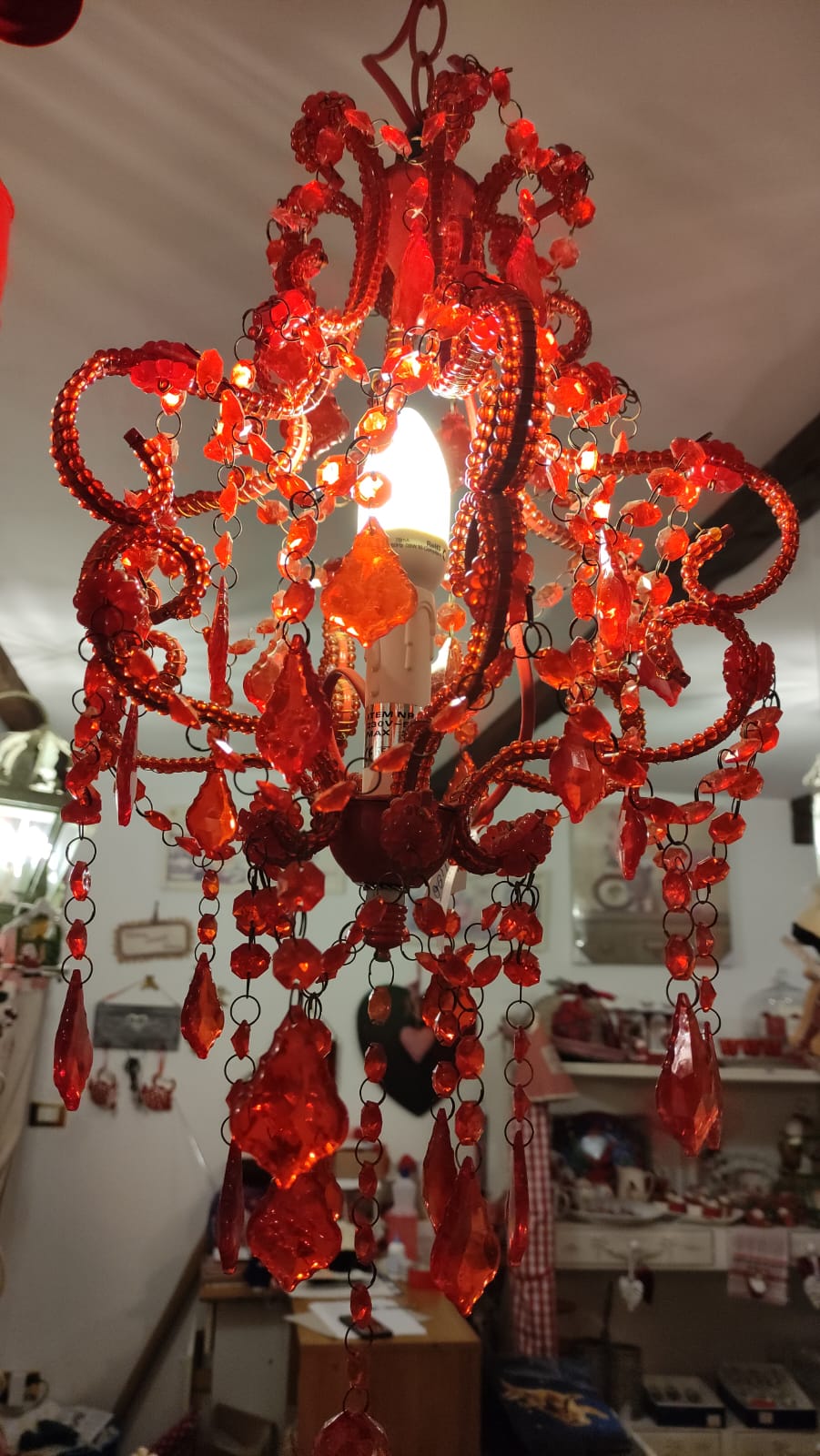 LAMPADARIO UNA LUCE COLORE ROSSO