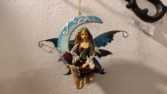 FATINA SU LUNA DA APPENDERE ROSSA