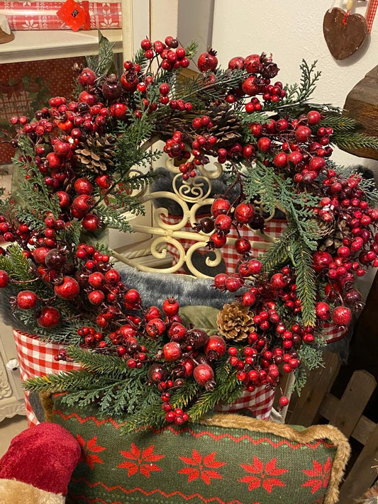 GHIRLANDA DECORATIVA BACCHE ROSSE