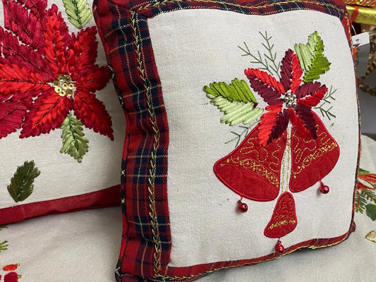 CUSCINO RICAMO CAMPANE TARTAN
